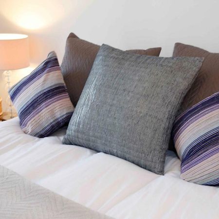 Beautiful One Bedroom Apartment Walking Distance To Paddington And Hyde Park Лондон Екстериор снимка