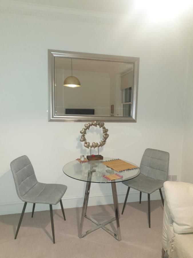 Beautiful One Bedroom Apartment Walking Distance To Paddington And Hyde Park Лондон Екстериор снимка