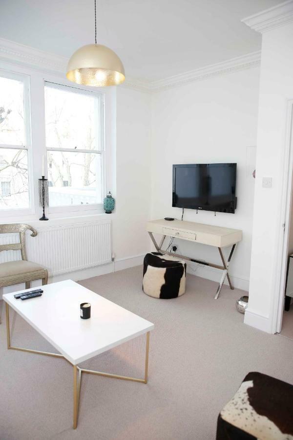 Beautiful One Bedroom Apartment Walking Distance To Paddington And Hyde Park Лондон Екстериор снимка